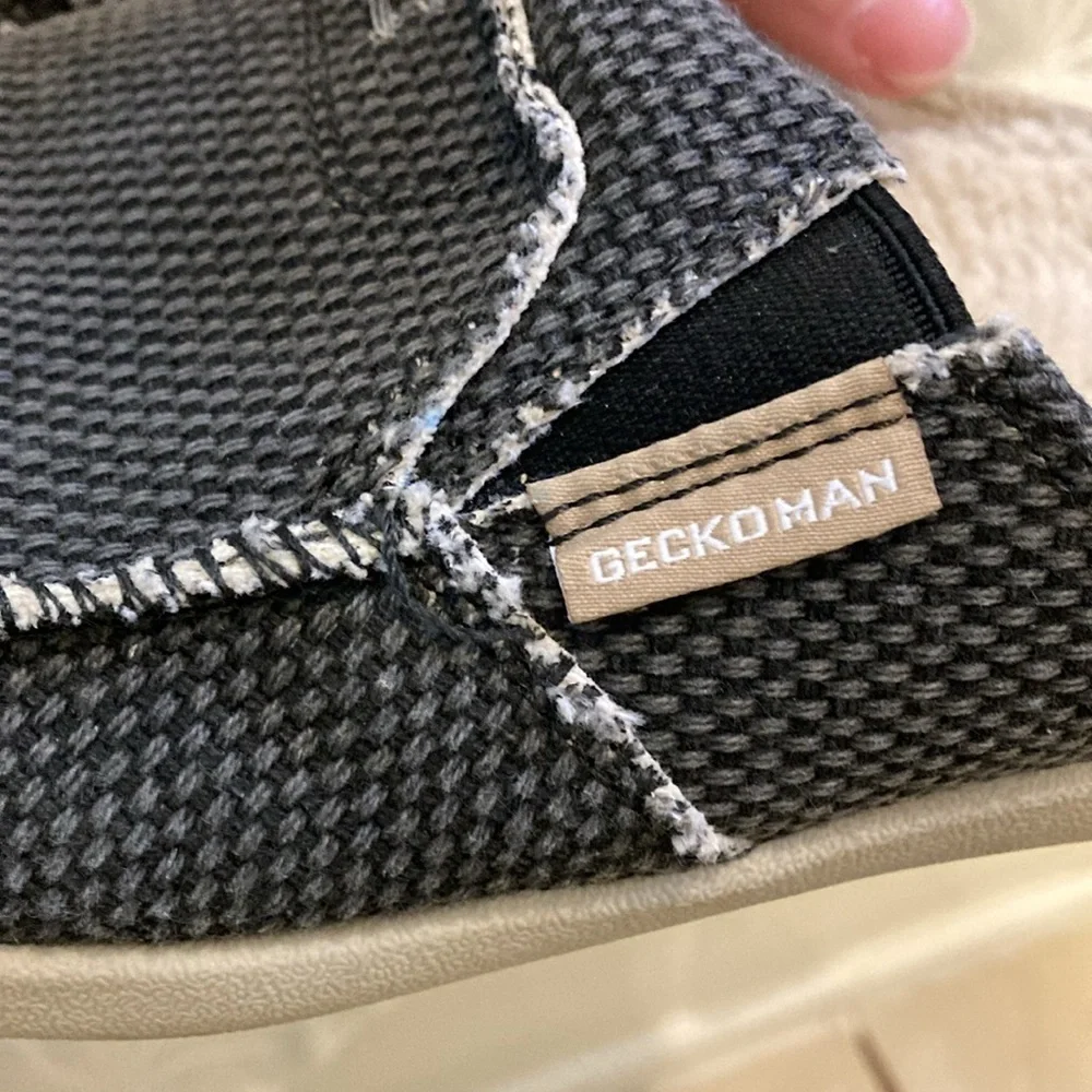 Gecko Man Slip On Shoes